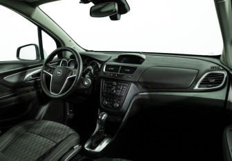 Подержанный автомобиль Opel Mokka 2014 года (9 фото)