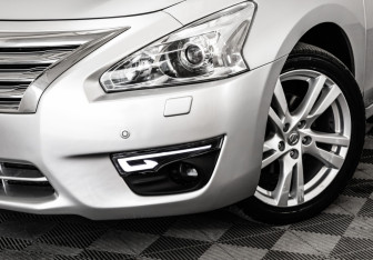 Подержанный автомобиль Nissan Teana 2014 года (3 фото)