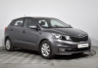 Подержанный автомобиль Kia Rio Hatchback 2016 года (3 фото)