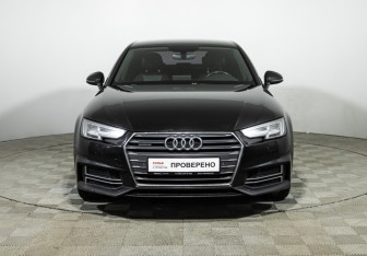 Подержанный автомобиль Audi A4 Sedan 2018 года (2 фото)