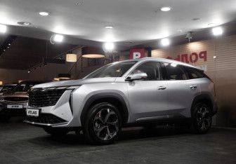 Новый Geely Atlas 2026 (3 фото)