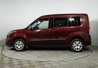 Подержанный автомобиль Fiat Doblo 2020 года (8 фото)