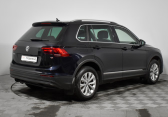 Подержанный автомобиль Volkswagen Tiguan 2017 года (5 фото)