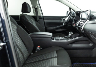 Подержанный автомобиль Kia Sorento 2021 года (16 фото)