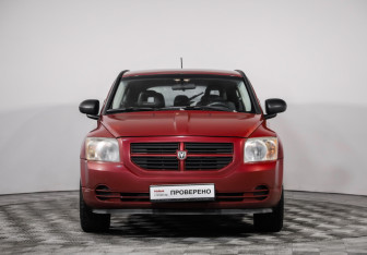 Подержанный автомобиль Dodge Caliber 2006 года (2 фото)