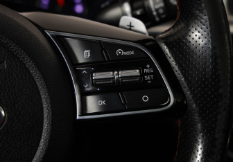 Подержанный автомобиль Kia Optima Sedan 2018 года (13 фото)