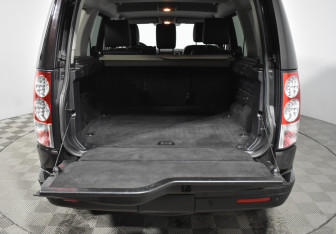 Подержанный автомобиль Land Rover Discovery 2010 года (20 фото)