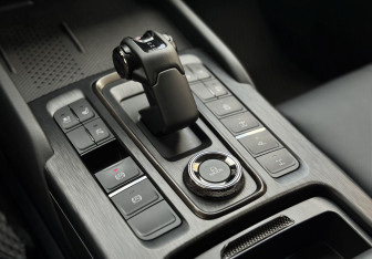 Подержанный автомобиль Haval H9 2024 года (26 фото)
