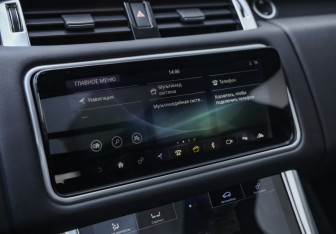 Подержанный автомобиль Land Rover Range Rover Sport 2019 года (20 фото)