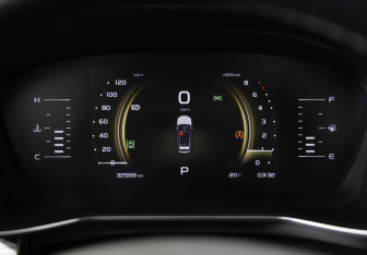 Подержанный автомобиль Geely Atlas Pro 2023 года (12 фото)