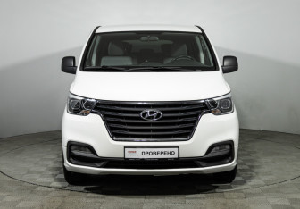 Подержанный автомобиль Hyundai H-1 2021 года (2 фото)