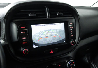 Подержанный автомобиль Kia Soul 2020 года (19 фото)