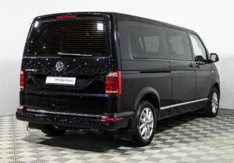 Подержанный автомобиль Volkswagen Caravelle 2019 года (5 фото)