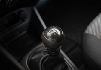 Подержанный автомобиль Kia Rio Hatchback 2010 года (12 фото)