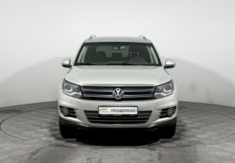 Подержанный автомобиль Volkswagen Tiguan 2013 года (2 фото)