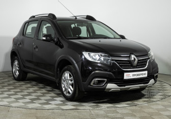 Подержанный автомобиль Renault Sandero 2020 года (3 фото)