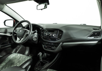 Подержанный автомобиль LADA (ВАЗ) Vesta Wagon 2018 года (9 фото)