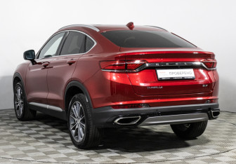 Подержанный автомобиль Geely Tugella 2021 года (7 фото)