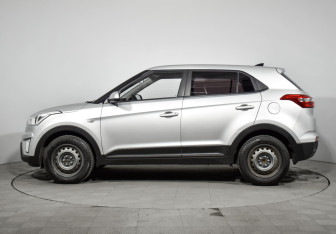 Подержанный автомобиль Hyundai Creta 2019 года (8 фото)