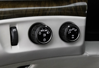 Подержанный автомобиль Cadillac Escalade Suv 2020 года (25 фото)