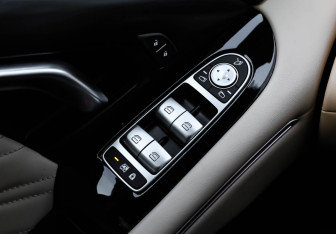 Подержанный автомобиль Voyah Free 2023 года (22 фото)