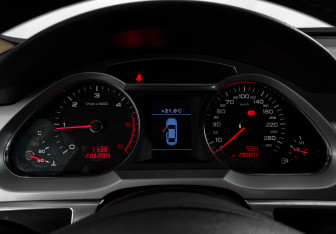 Подержанный автомобиль Audi A6 Sedan 2009 года (18 фото)