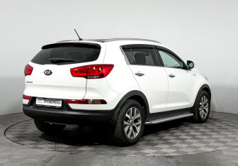 Подержанный автомобиль Kia Sportage 2015 года (5 фото)