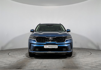Подержанный автомобиль Kia Sorento 2021 года (2 фото)