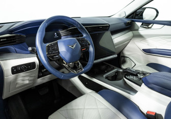 Подержанный автомобиль Kaiyi X7 Kunlun 2024 года (11 фото)