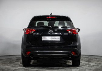 Подержанный автомобиль Mazda CX-5 2013 года (6 фото)