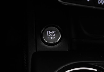 Подержанный автомобиль Audi A4 Sedan 2016 года (21 фото)