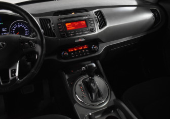 Подержанный автомобиль Kia Sportage 2014 года (19 фото)