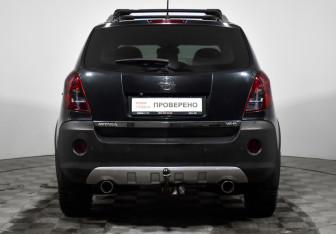 Подержанный автомобиль Opel Antara 2013 года (6 фото)