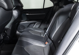 Подержанный автомобиль Toyota Camry Sedan 2022 года (10 фото)