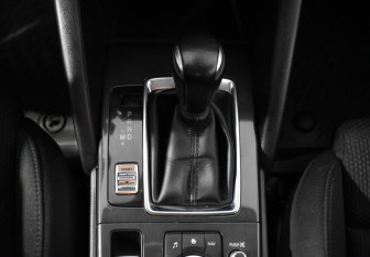 Подержанный автомобиль Mazda CX-5 2017 года (11 фото)