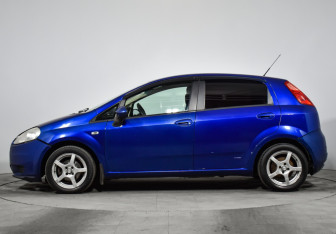 Подержанный автомобиль Fiat Punto Hatchback 2008 года (8 фото)