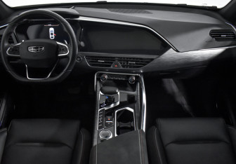 Подержанный автомобиль Geely Tugella 2022 года (14 фото)