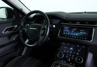 Подержанный автомобиль Land Rover Range Rover Velar 2018 года (11 фото)