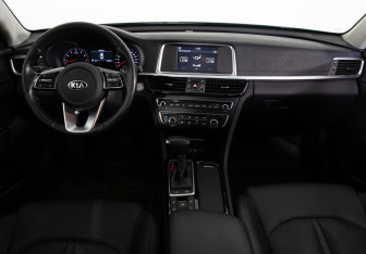 Подержанный автомобиль Kia Optima Sedan 2020 года (9 фото)