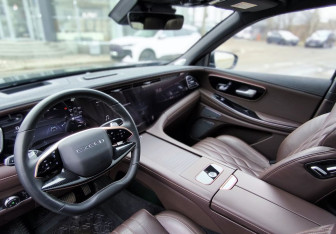 Подержанный автомобиль Exeed VX 2023 года (19 фото)