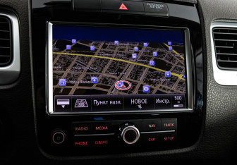 Подержанный автомобиль Volkswagen Touareg 2012 года (16 фото)