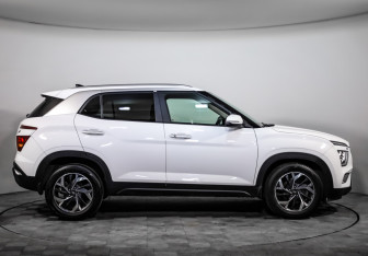 Подержанный автомобиль Hyundai Creta 2021 года (4 фото)