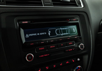 Подержанный автомобиль Volkswagen Jetta Sedan 2013 года (15 фото)