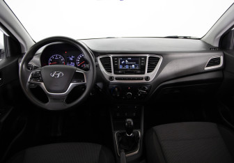 Подержанный автомобиль Hyundai Solaris Sedan 2020 года (9 фото)