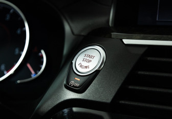 Подержанный автомобиль BMW X3 2018 года (20 фото)