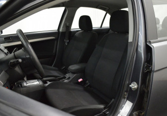 Подержанный автомобиль Mitsubishi Lancer Sedan 2008 года (13 фото)