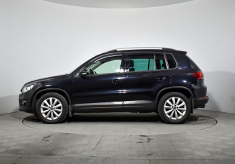 Подержанный автомобиль Volkswagen Tiguan 2016 года (8 фото)