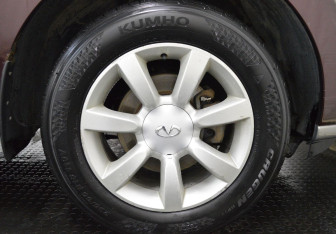 Подержанный автомобиль Nissan Murano Suv 2011 года (9 фото)