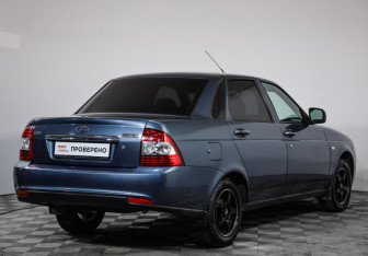 Подержанный автомобиль LADA (ВАЗ) Priora Sedan 2015 года (5 фото)