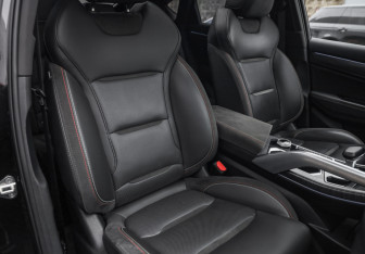 Подержанный автомобиль Geely Tugella 2023 года (33 фото)